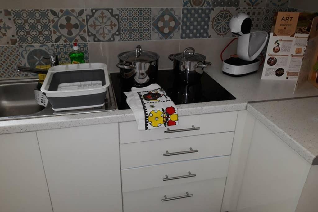 Cozy apartment for 4 in Kolonaki, Lycabettus Athén Kültér fotó